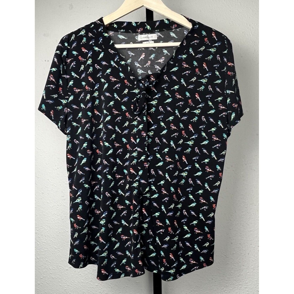 Van Heusen Top‎ Button Up Short Sleeve V Neck Bow BIRDS Black XL Made USA Career